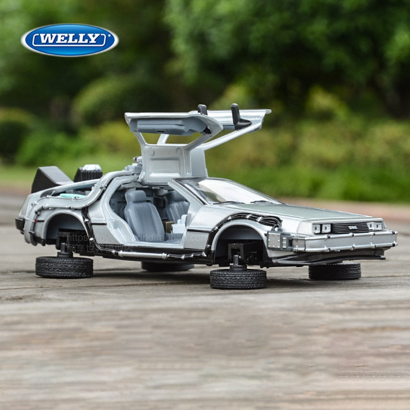 1:24 DMC-12 DeLorean Time Machine Back to the Future Car Static Die Cast