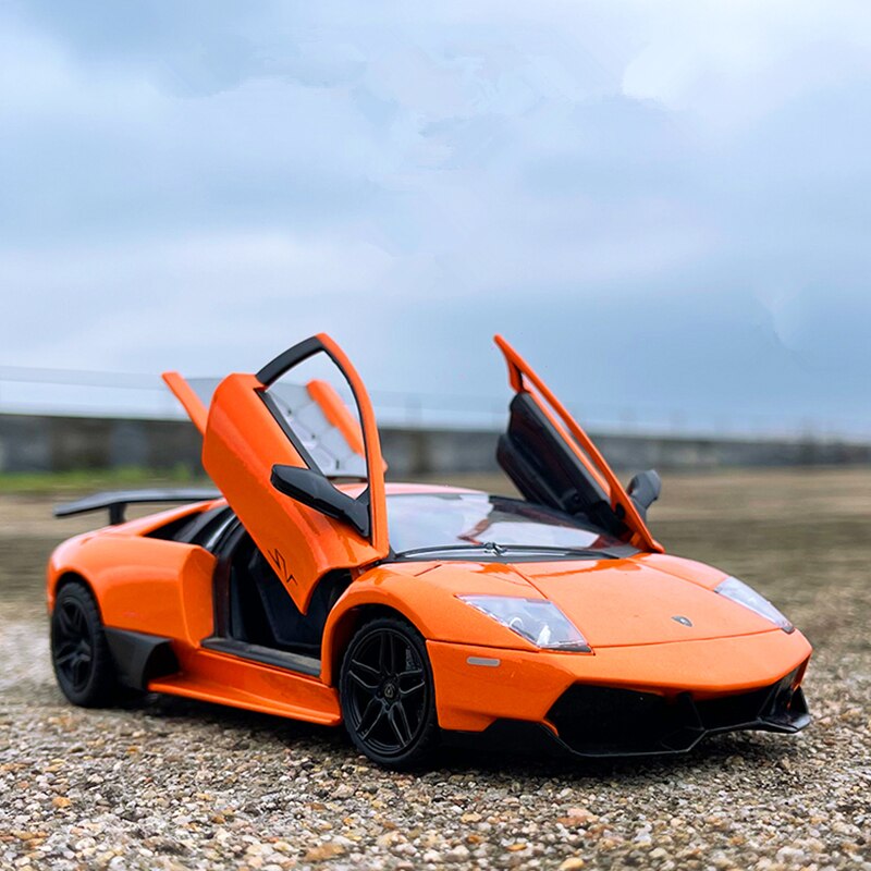 1:24 Murcielago Die Cast