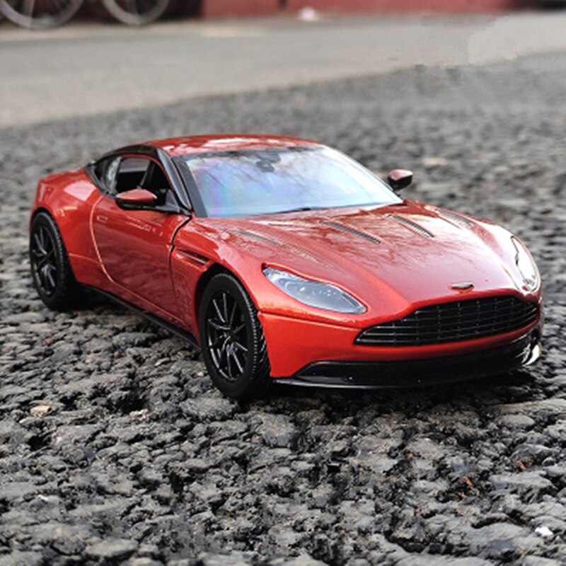 1:24 Aston Martin DB11 Die Cast