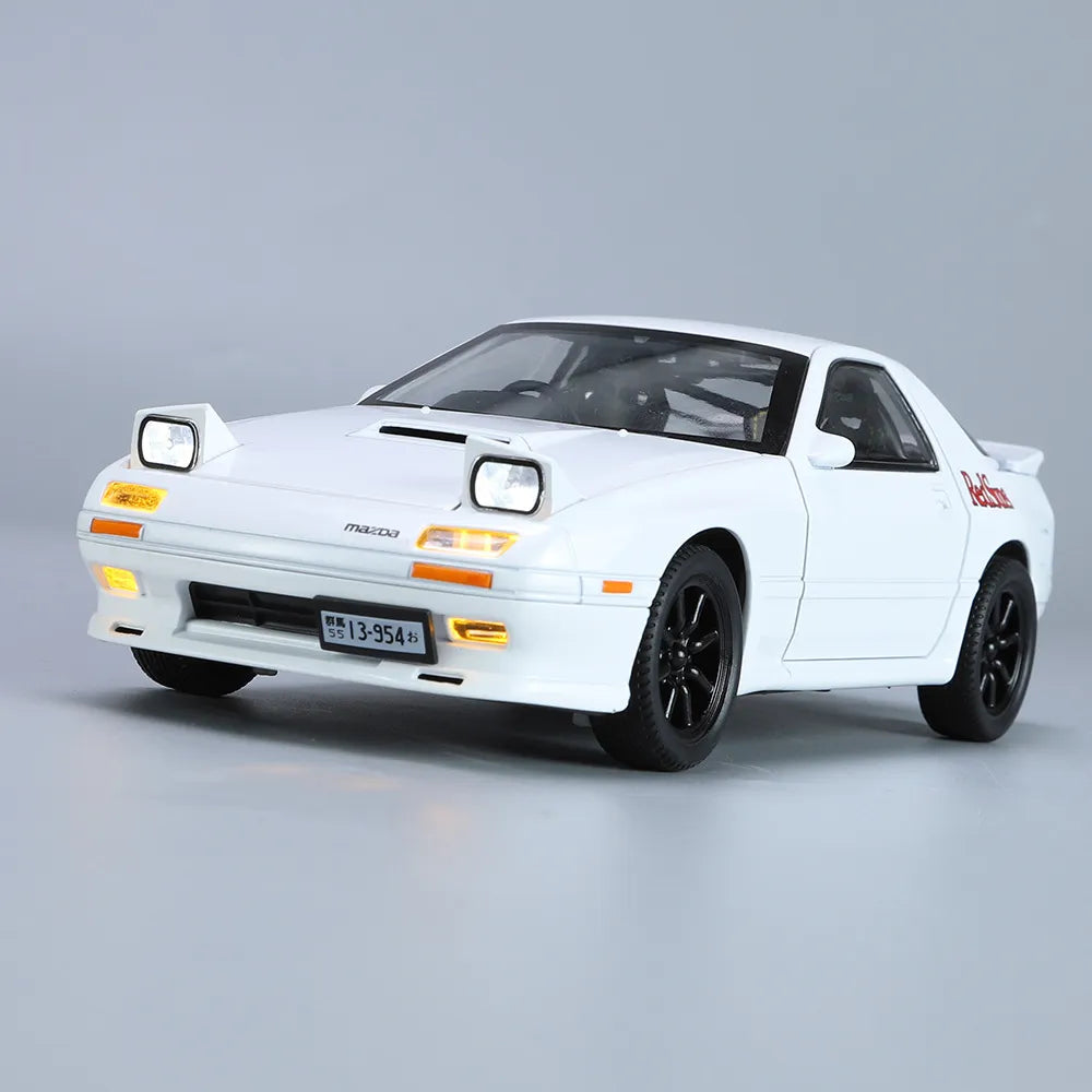 1:24 INITIAL D Mazda RX7 Die Cast