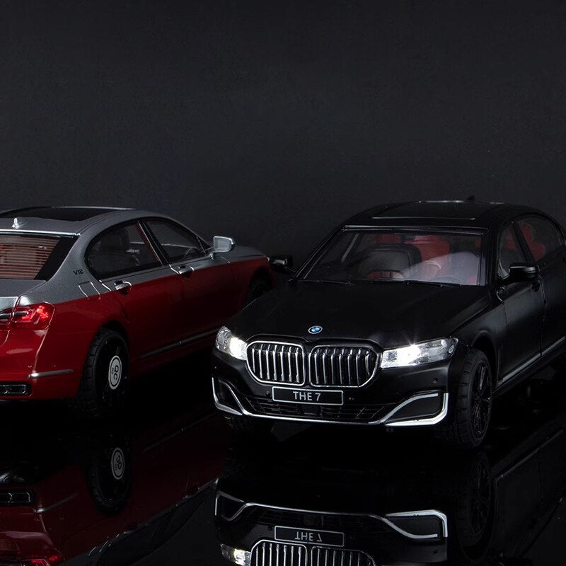 1:24 BMW 760 Die Cast