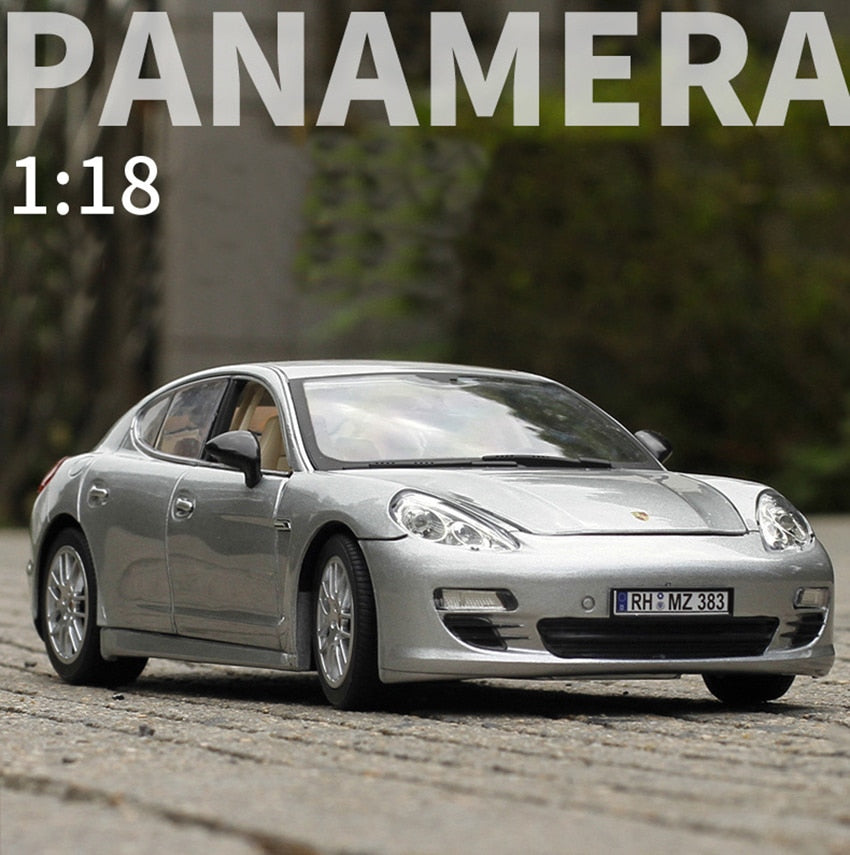 1:18 Porsche Panamera Coupe Die Casts