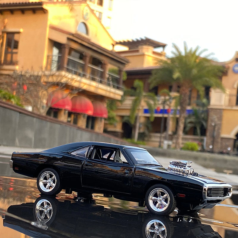 1:32 Dodge Charger Die Cast