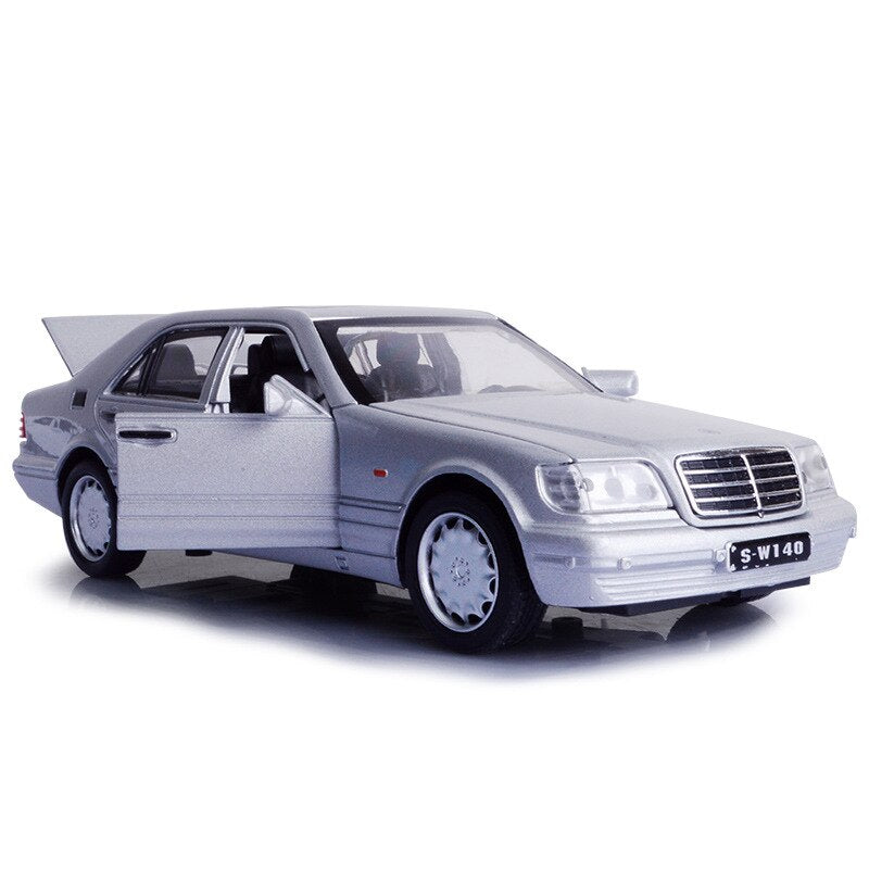 1:32 Mercedes Benz S W140 Die Cast