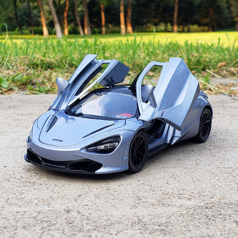 1:32 McLaren 720S Spider Die Cast