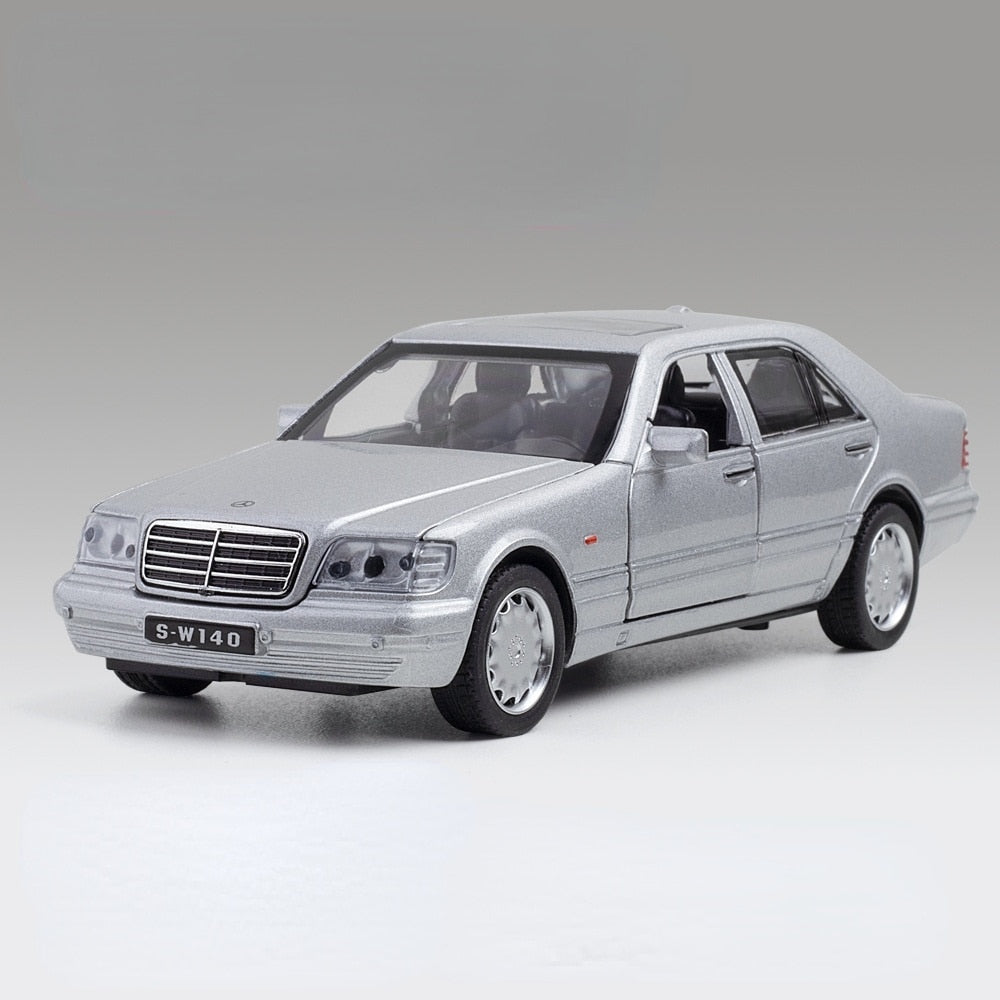 1:32 Mercedes Benz S W140 Die Cast