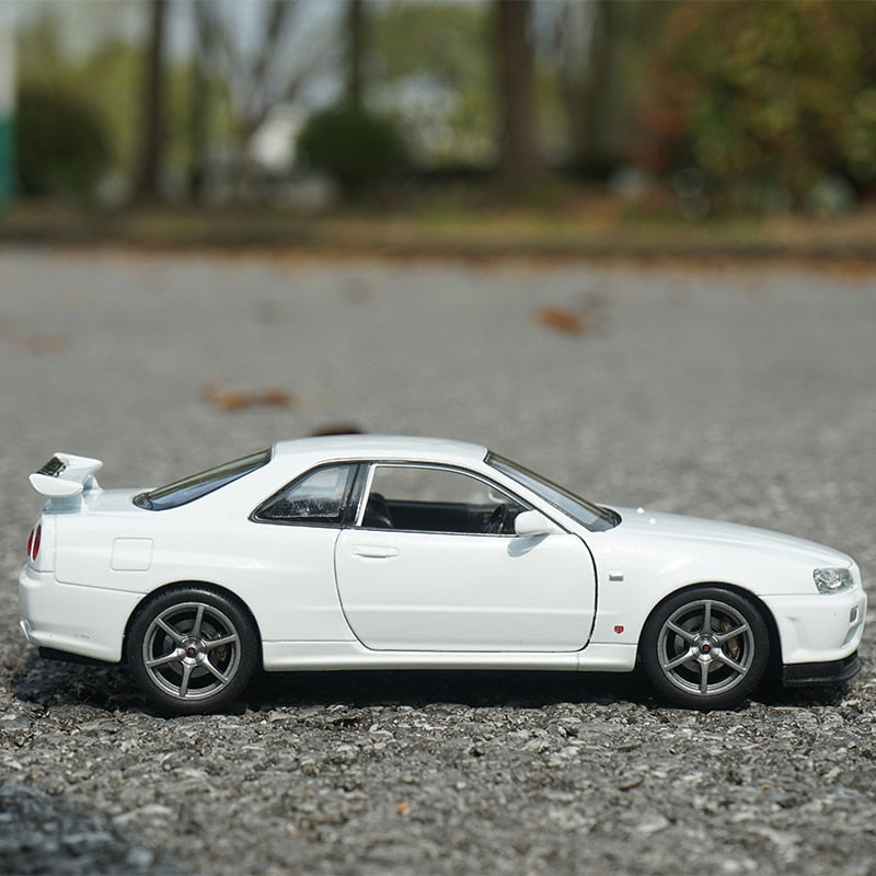 1:24 Nissan Skyline GTR R34 Die Cast