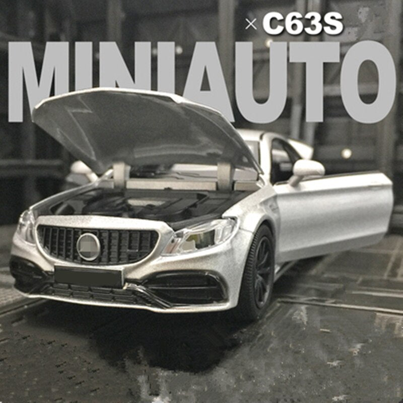 1:32 C63S Coupe  Die Cast