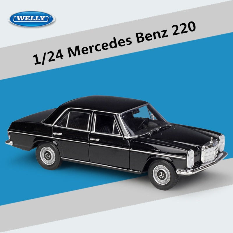 1:24 Mercedes-Benz 220 Die Cast