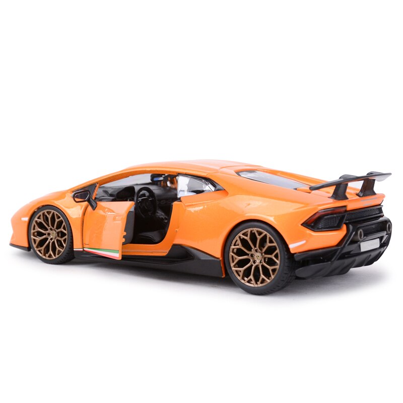 1:24 Lamborghini Hurricane  Die Cast