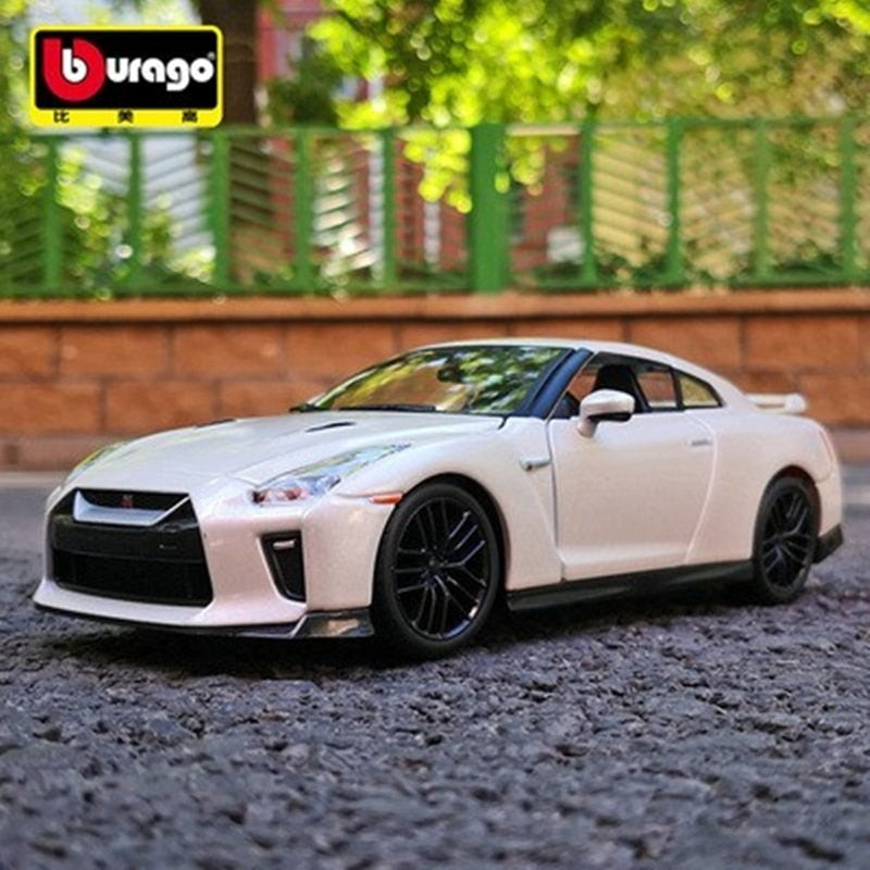 1:24 Nissan Skyline GTR R35 Die Cast